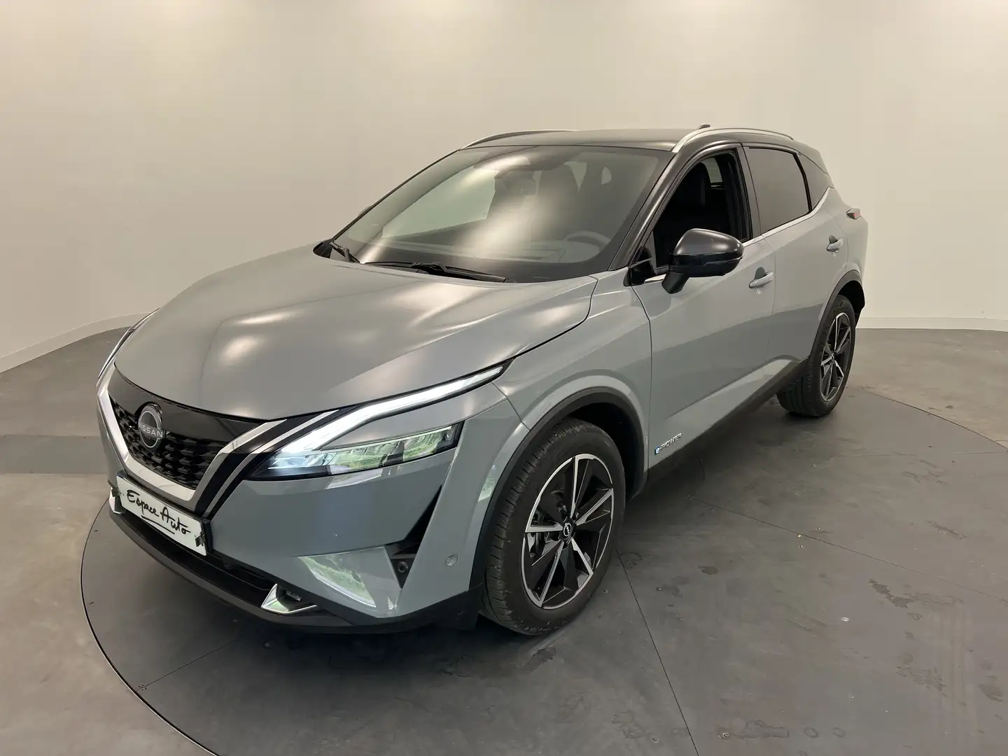 Nissan Qashqai e-Power 190 ch Tekna+ Grijs - 1