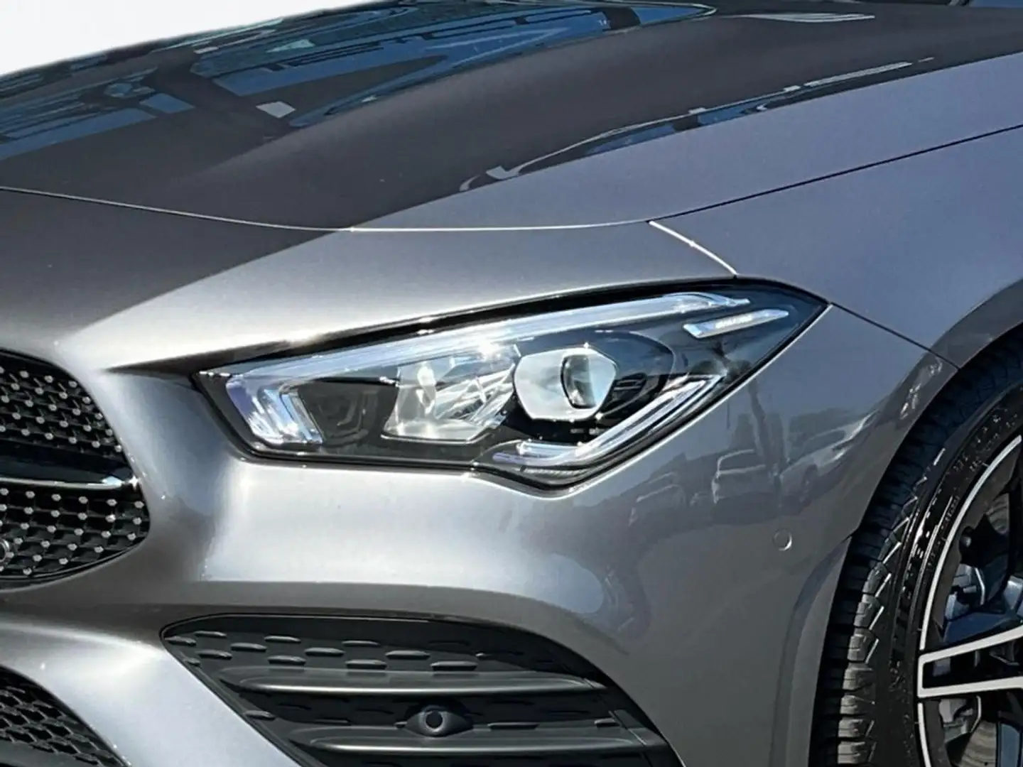 Mercedes-Benz CLA 200 CLA 200 AMG Shooting Brake Gris - 2
