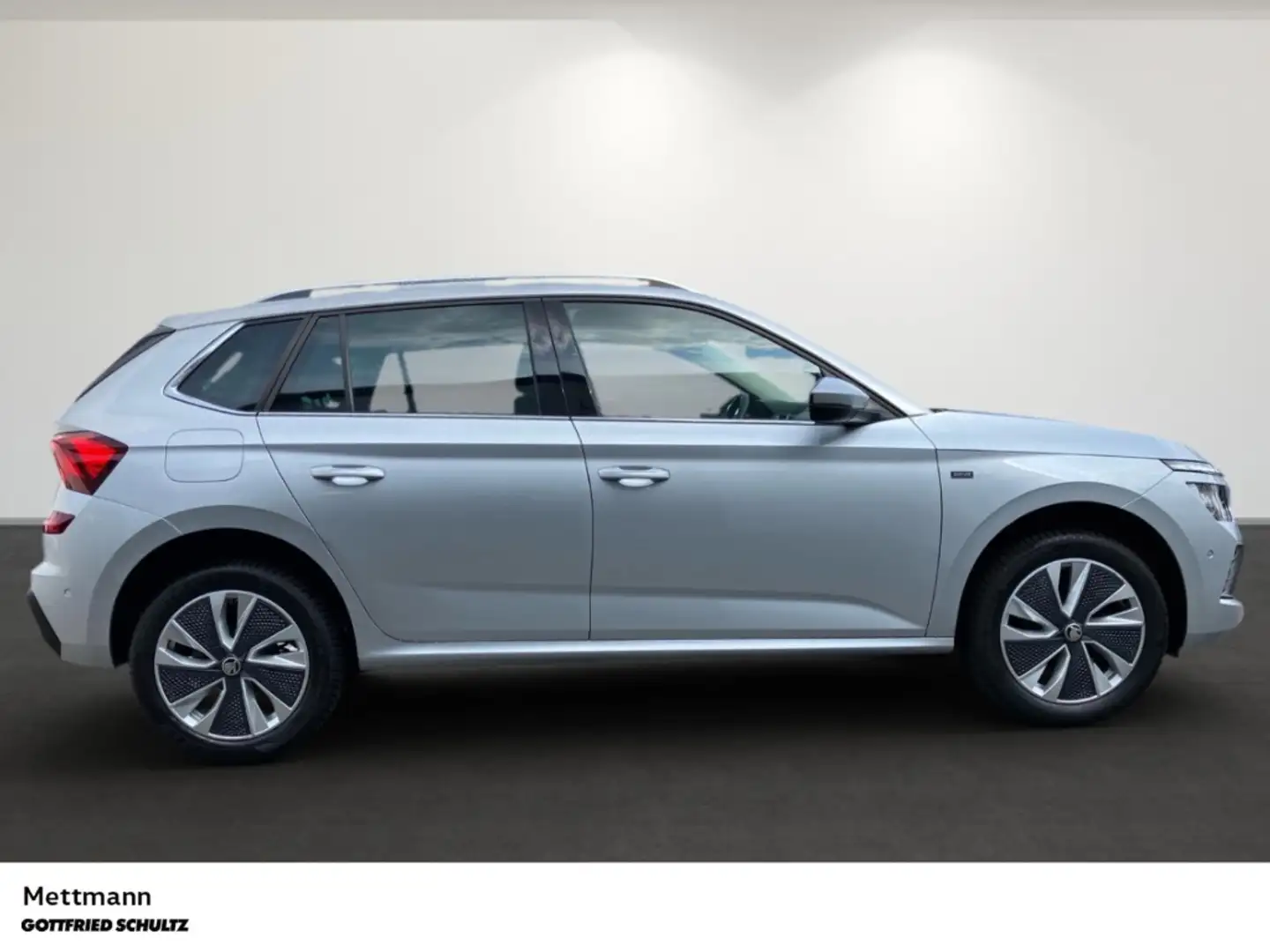 Skoda Kamiq Selection 1.0 TSI DSG NAVI LED AHK PDC Silber - 2
