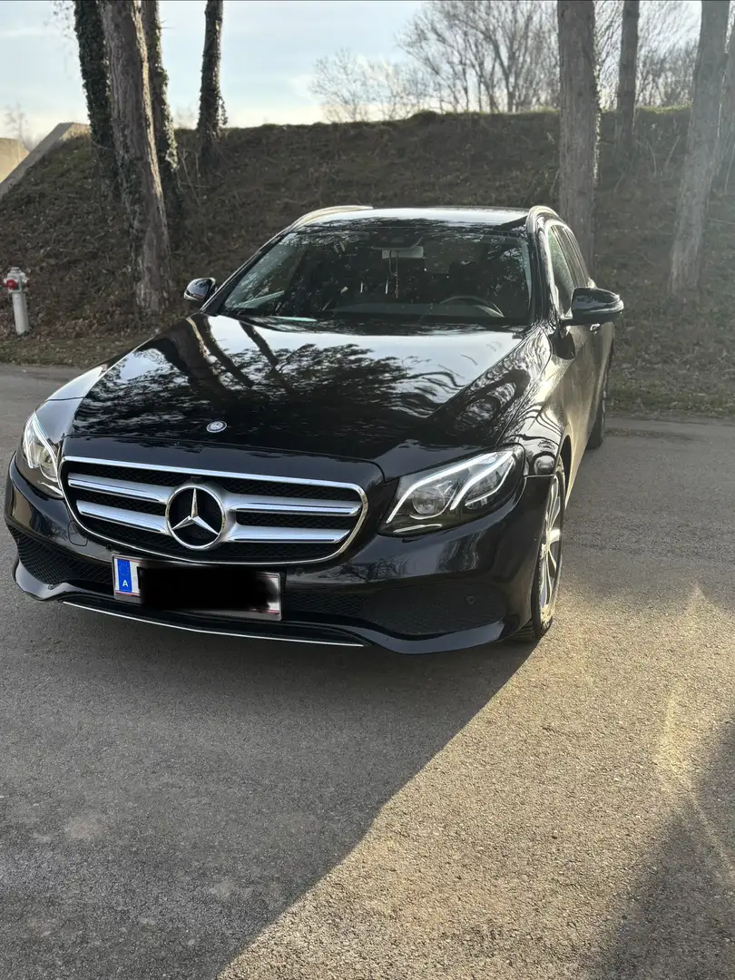 Mercedes-Benz E 220 d T Avantgarde Aut. - 2