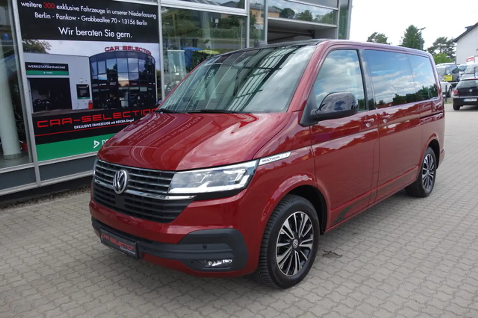 Volkswagen T6.1 Multivan GenSix 4Mot 2xsTÜR/LED/STDHZG/AHK Červená - 1