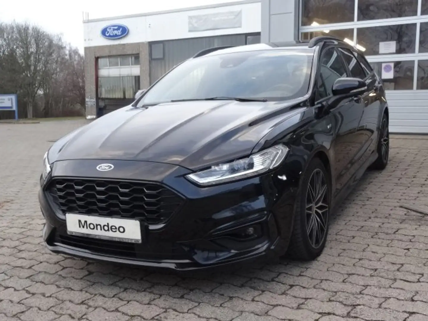 Ford Mondeo Mondeo Turnier Diesel 2.0 EcoBlue Aut. ST-Line Schwarz - 1