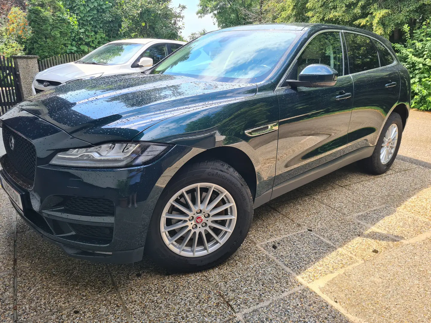 Jaguar F-Pace 25d Prestige AWD Aut. Grün - 1