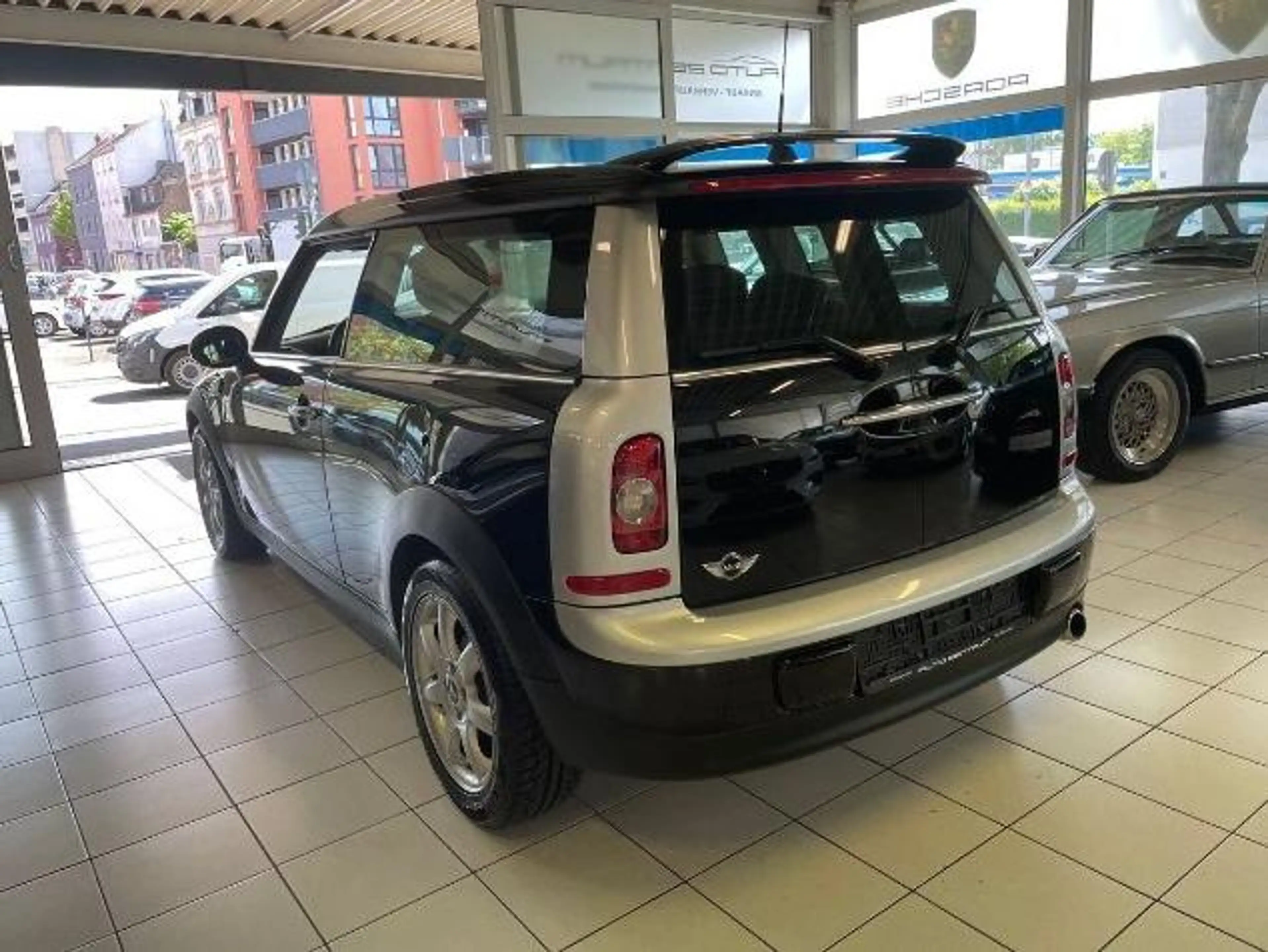 MINI Cooper Clubman Cooper — photo 10