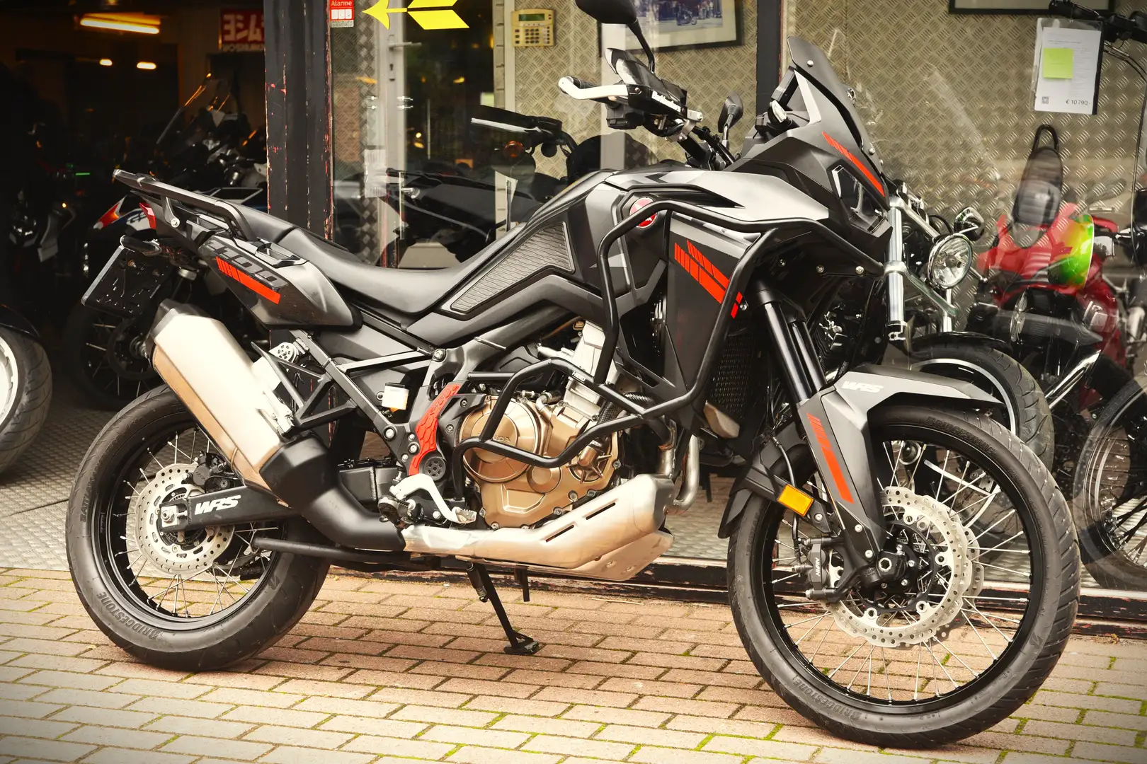 Honda CRF 1100 AFRICA TWIN ***MOTO VERTE*** Noir - 1