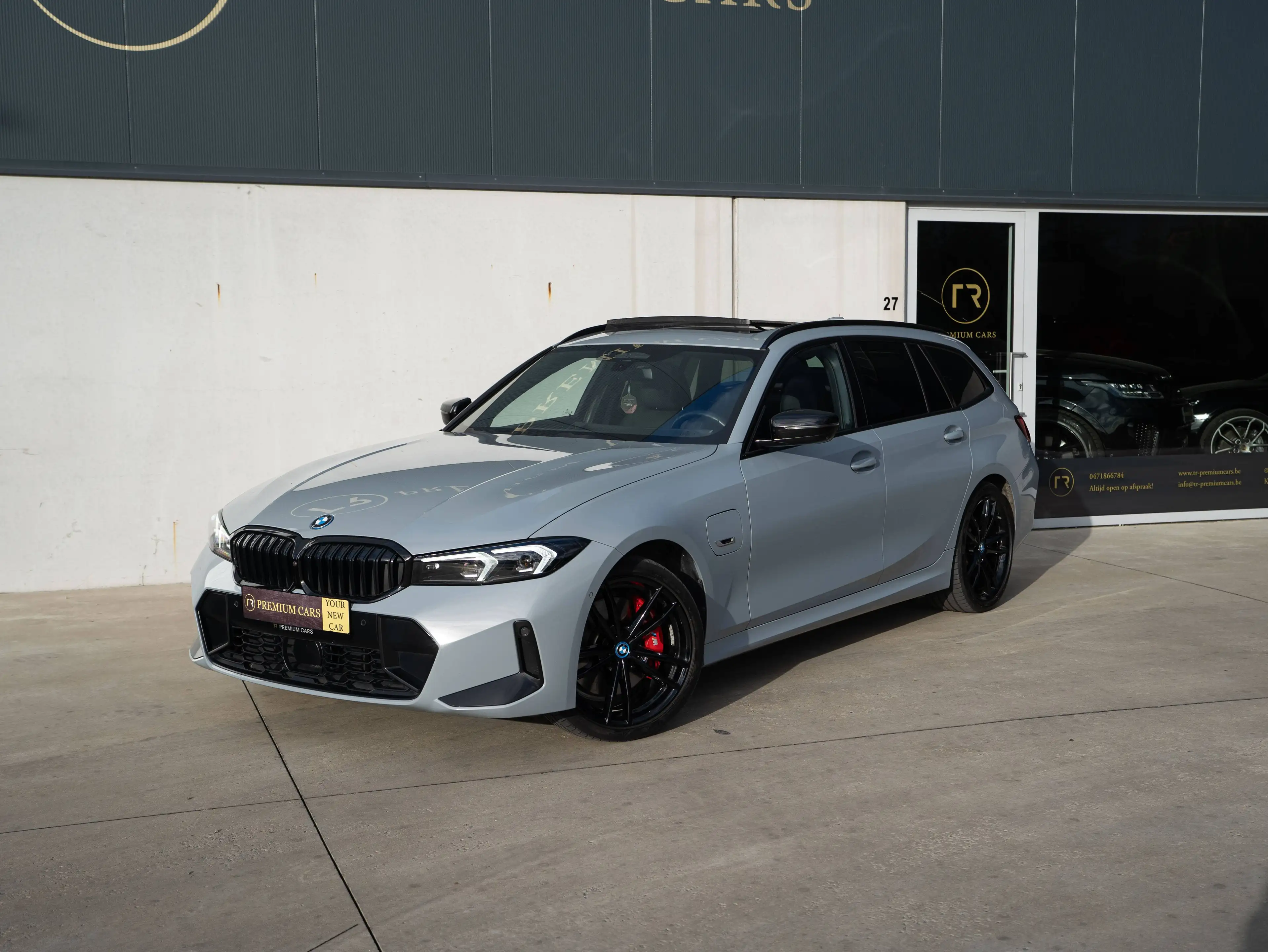 BMW 330 e l PHEV l Touring l M-Sport Pro l Pano l Memory l 360°