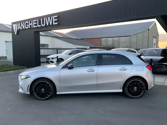 Mercedes-Benz A 250 e 8G-DCT AMG Line