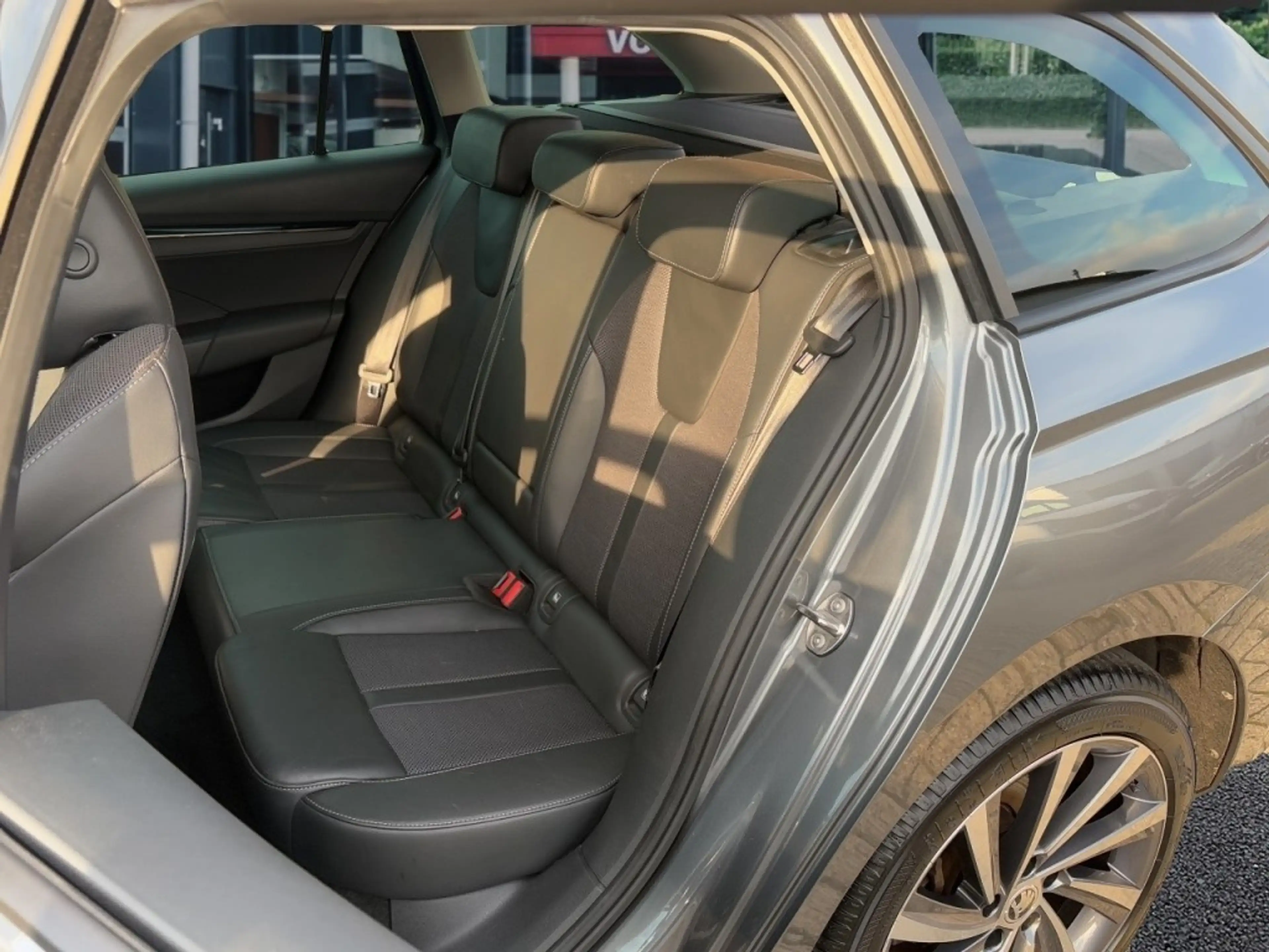 Skoda Octavia 1.4 TSI iV AMBITION CAMERA/CRUISE/STOEL+STUURVERW/ — photo 12
