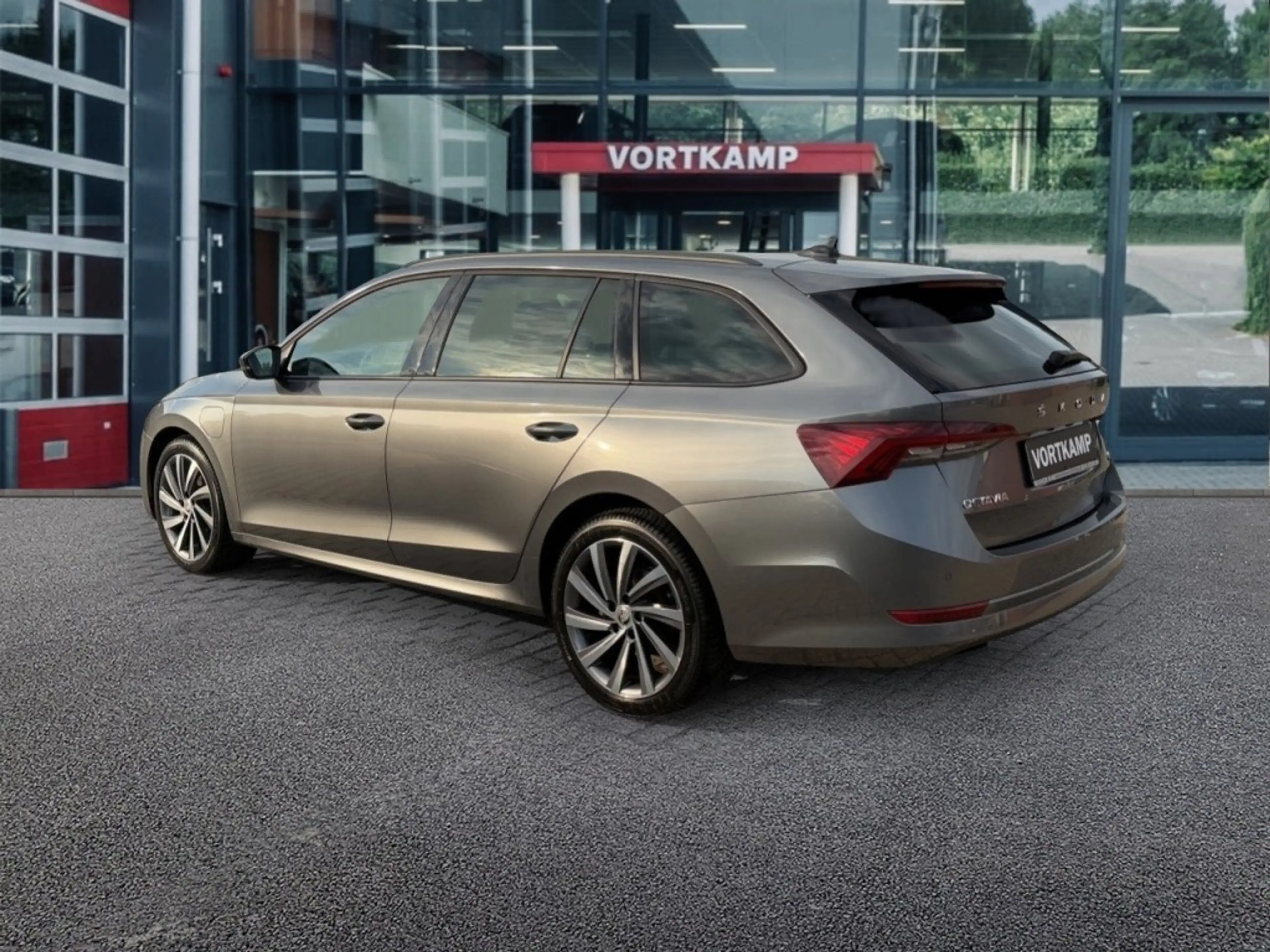 Skoda Octavia 1.4 TSI iV AMBITION CAMERA/CRUISE/STOEL+STUURVERW/ — photo 7
