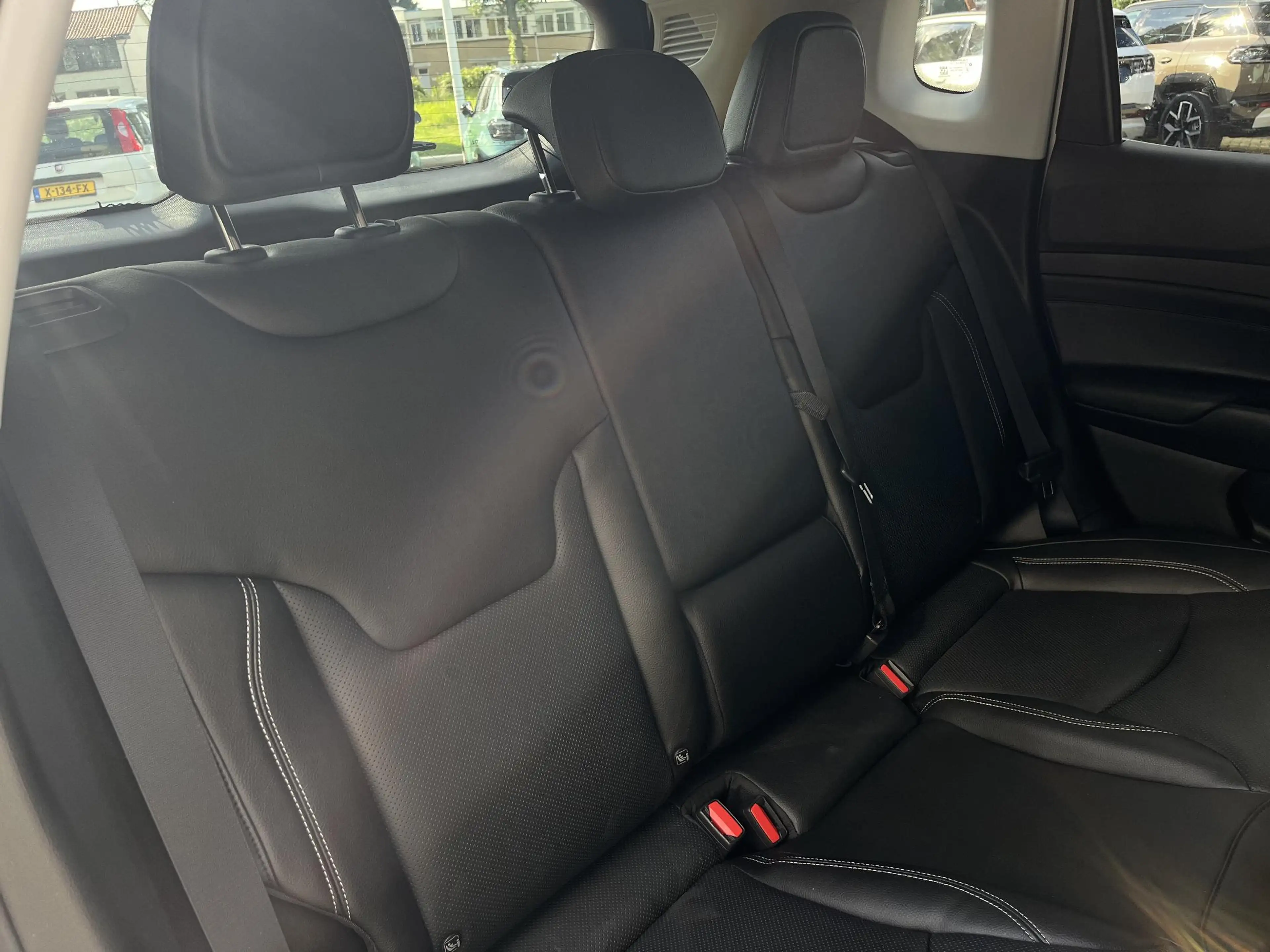 Jeep Compass S 4xe 240 4x4 Plug-In Hybride | Spraak bediening | — photo 15