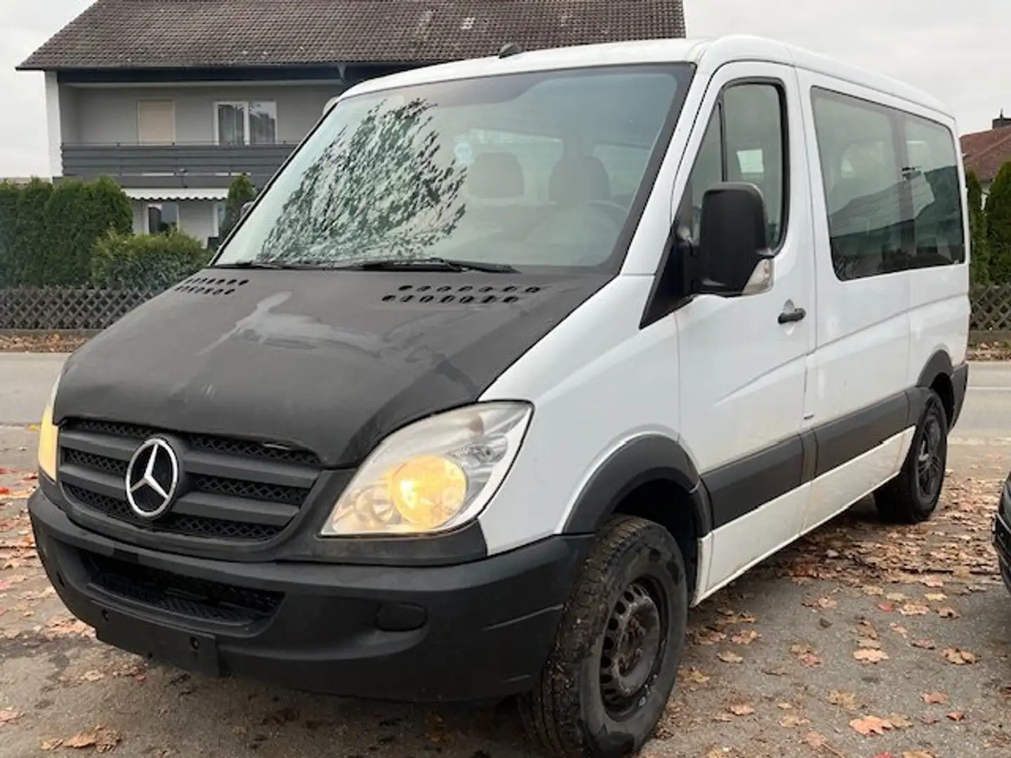 Mercedes-Benz Sprinter 216 CDI  9 Sitzer Motor Raucht Alb - 1