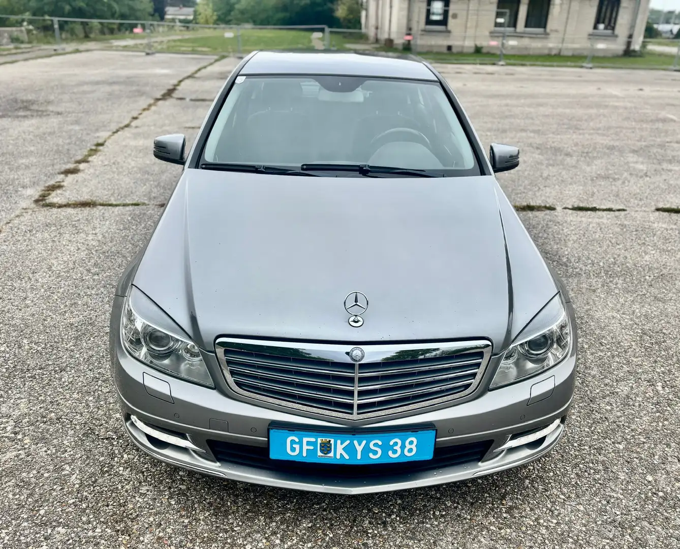 Mercedes-Benz C 250 C 250 BlueEfficiency *Pickerl neu* Grau - 1