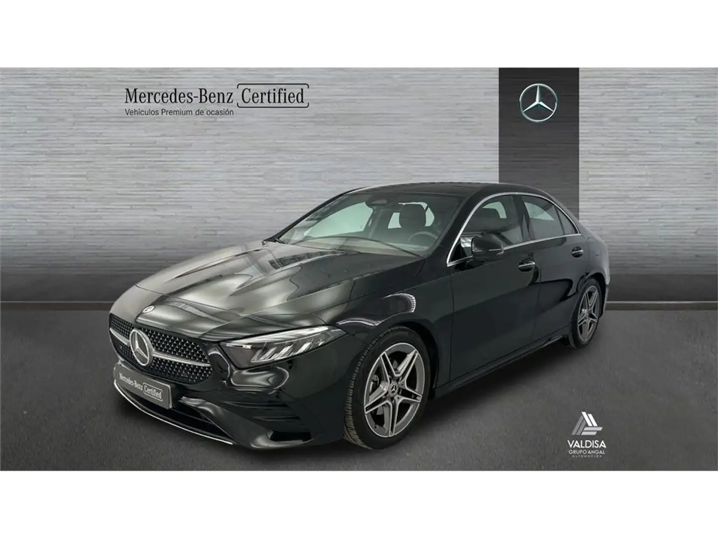 Mercedes-Benz A 200 Sedán - 1