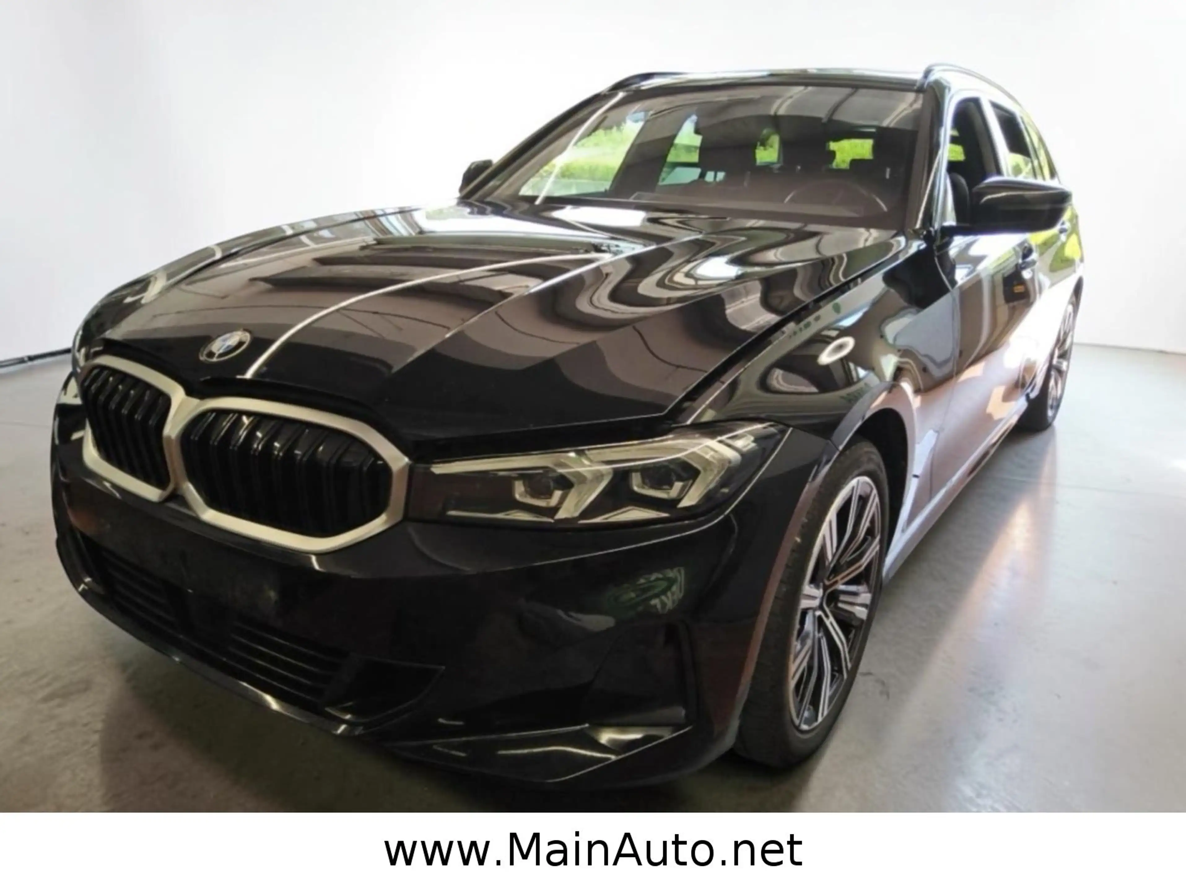 BMW 320 d FACELIFT Aut/SportSitze/HiFi/SPUR/ACC/WiFi