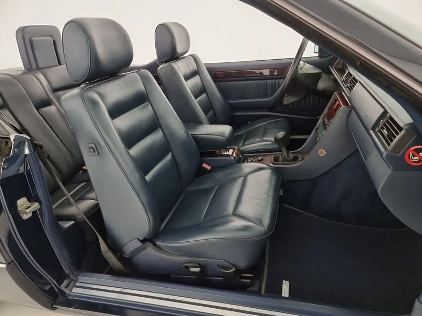 Mercedes-Benz E 200 E 200 cat Cabriolet Bleu - 2