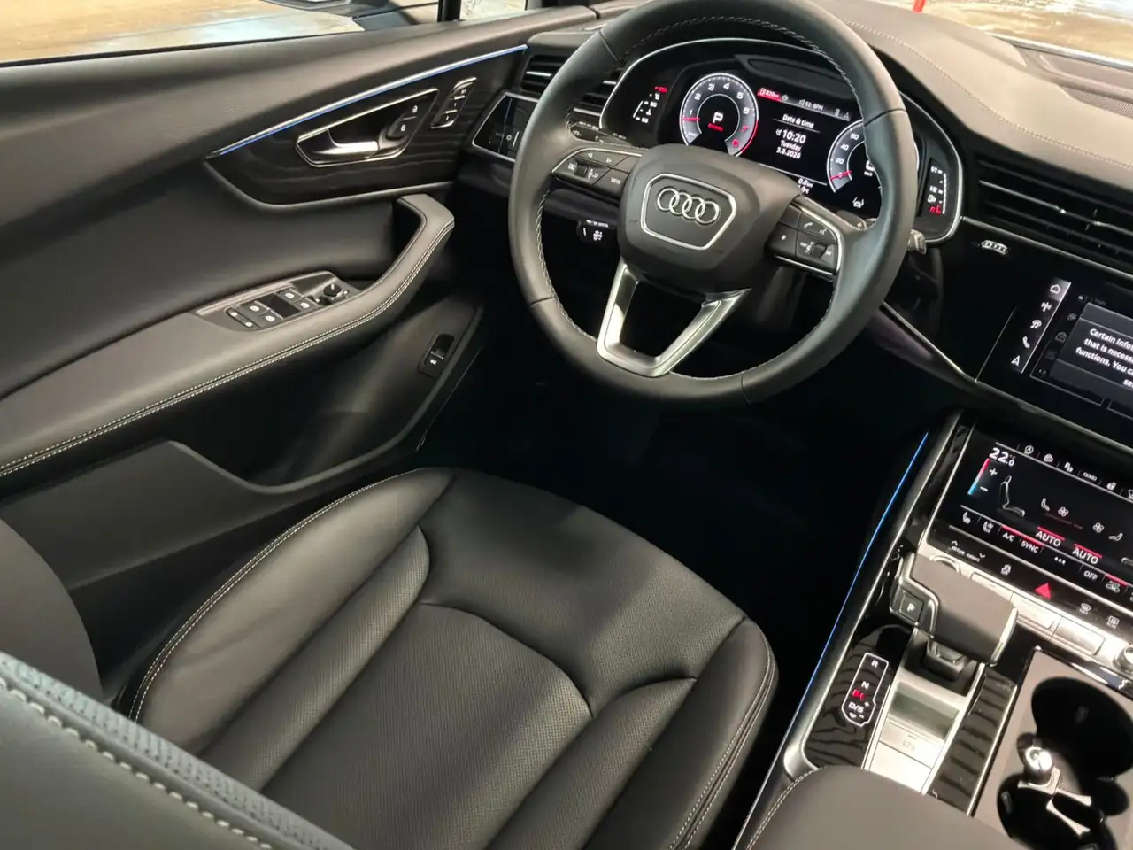 Audi Q7 снимка Audi Q7