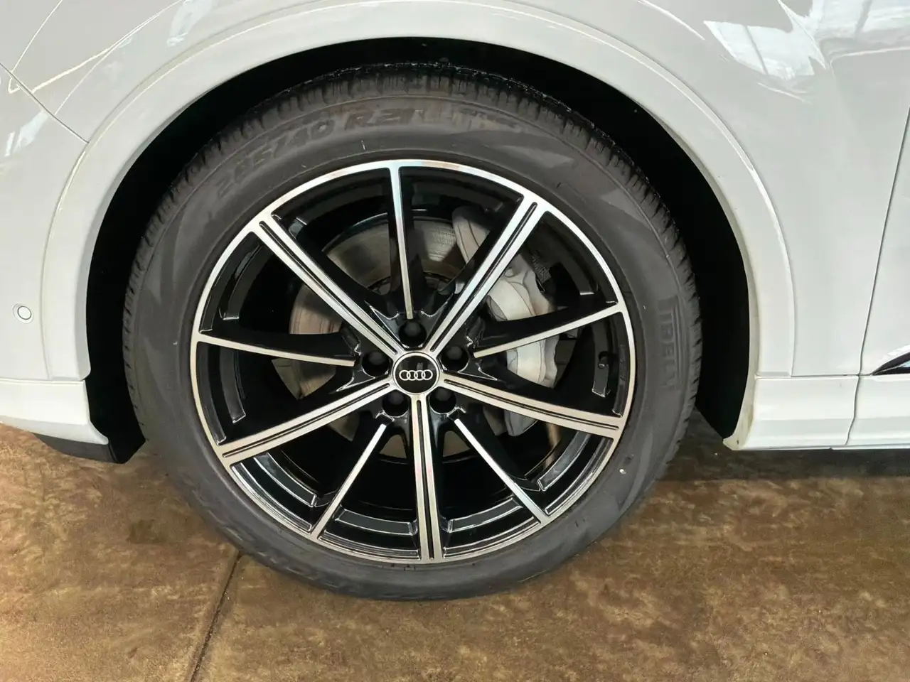 Audi Q7 снимка Audi Q7