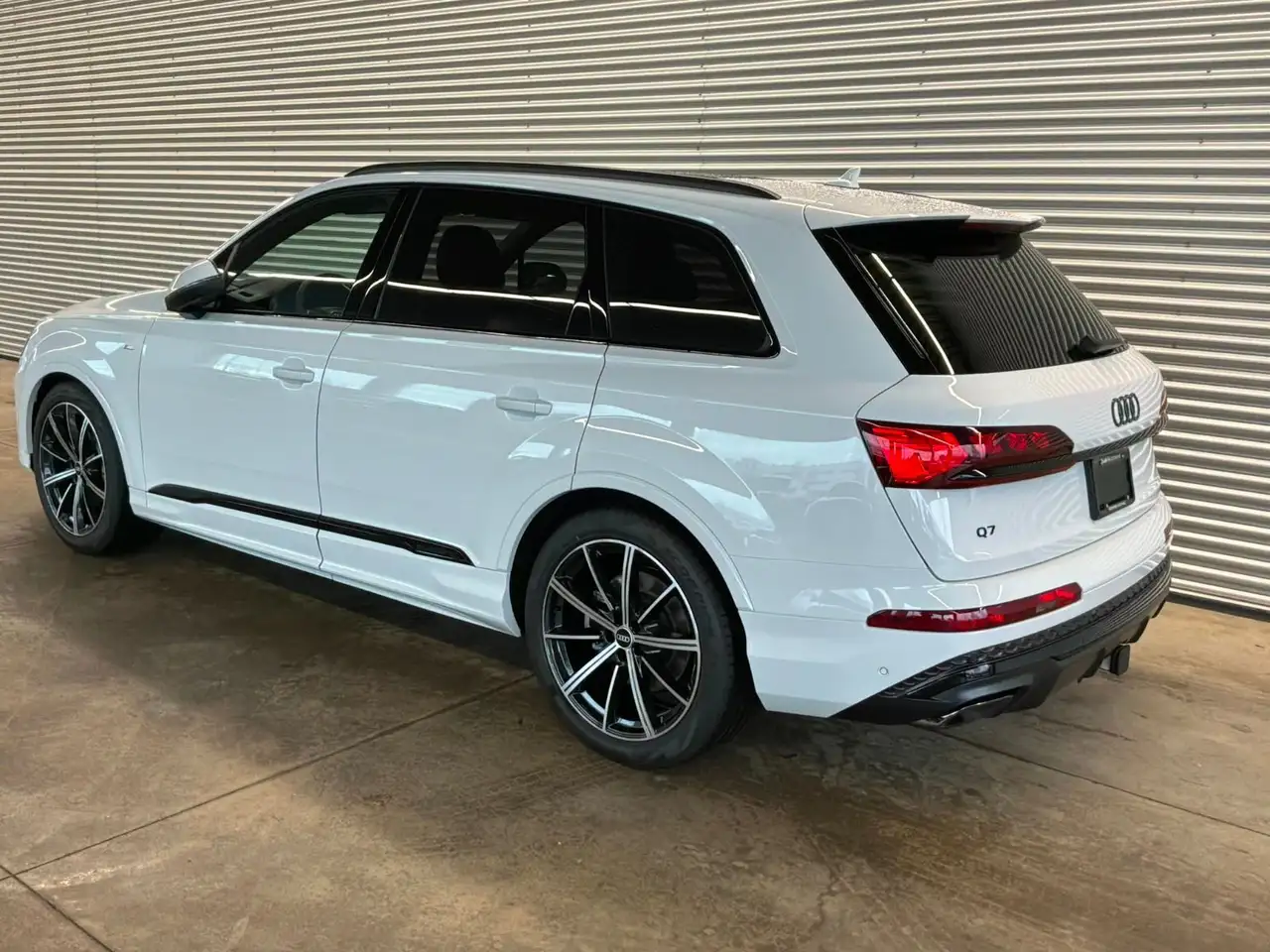 Audi Q7 снимка Audi Q7