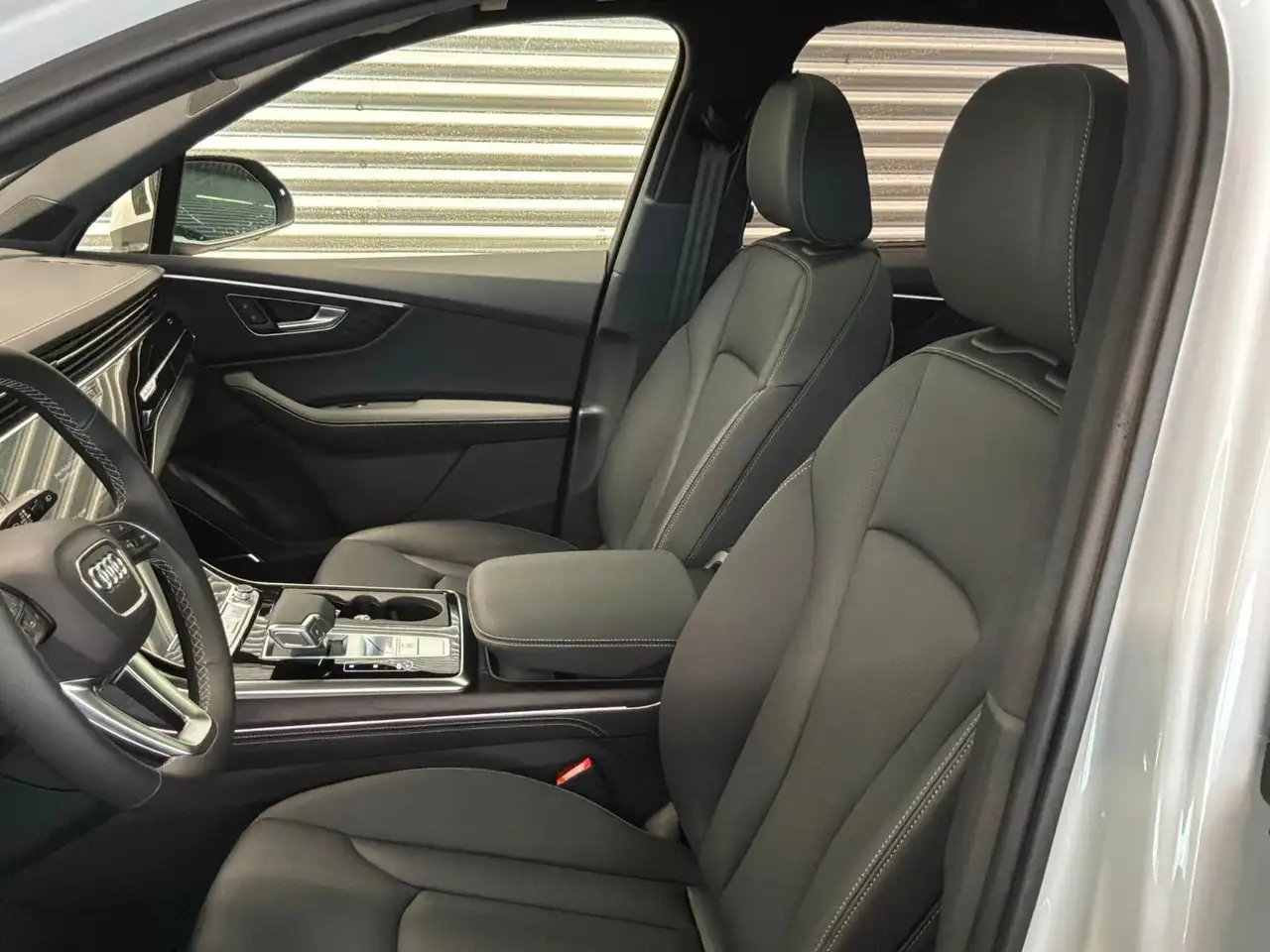 Audi Q7 снимка Audi Q7