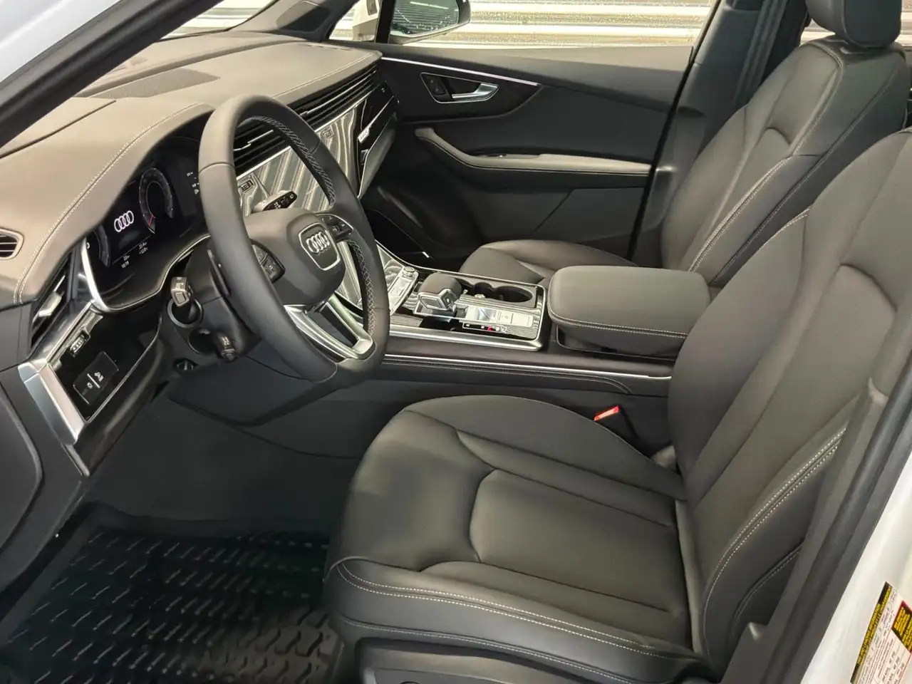 Audi Q7 снимка Audi Q7