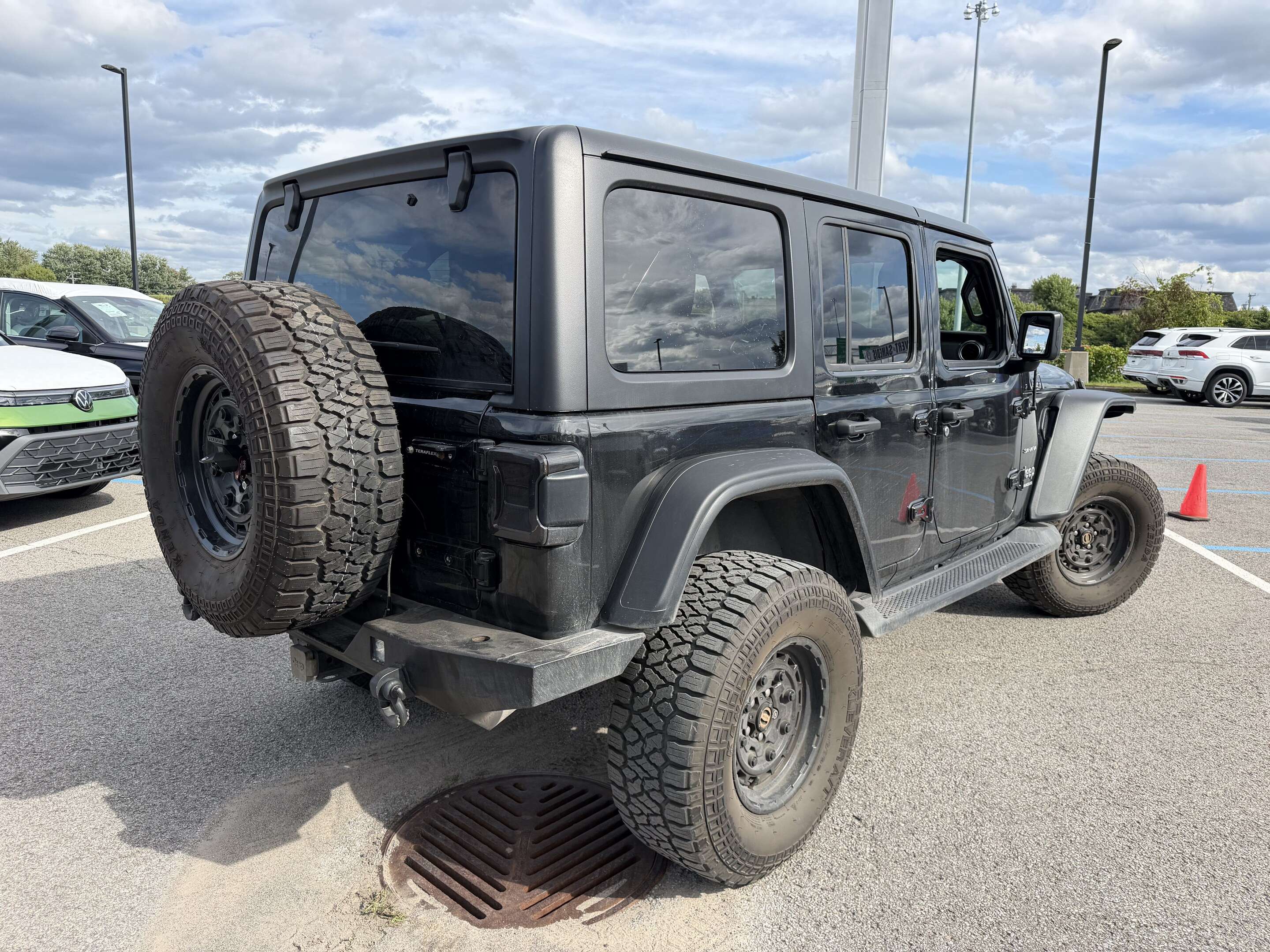 2023 Jeep Wrangler SAHARA — снимка 1