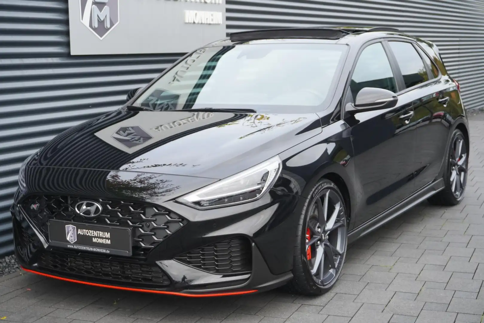 Hyundai i30 N PERFORMANCE|FACELIFT|PANORAMA|KAMERA|NAVI Zwart - 2