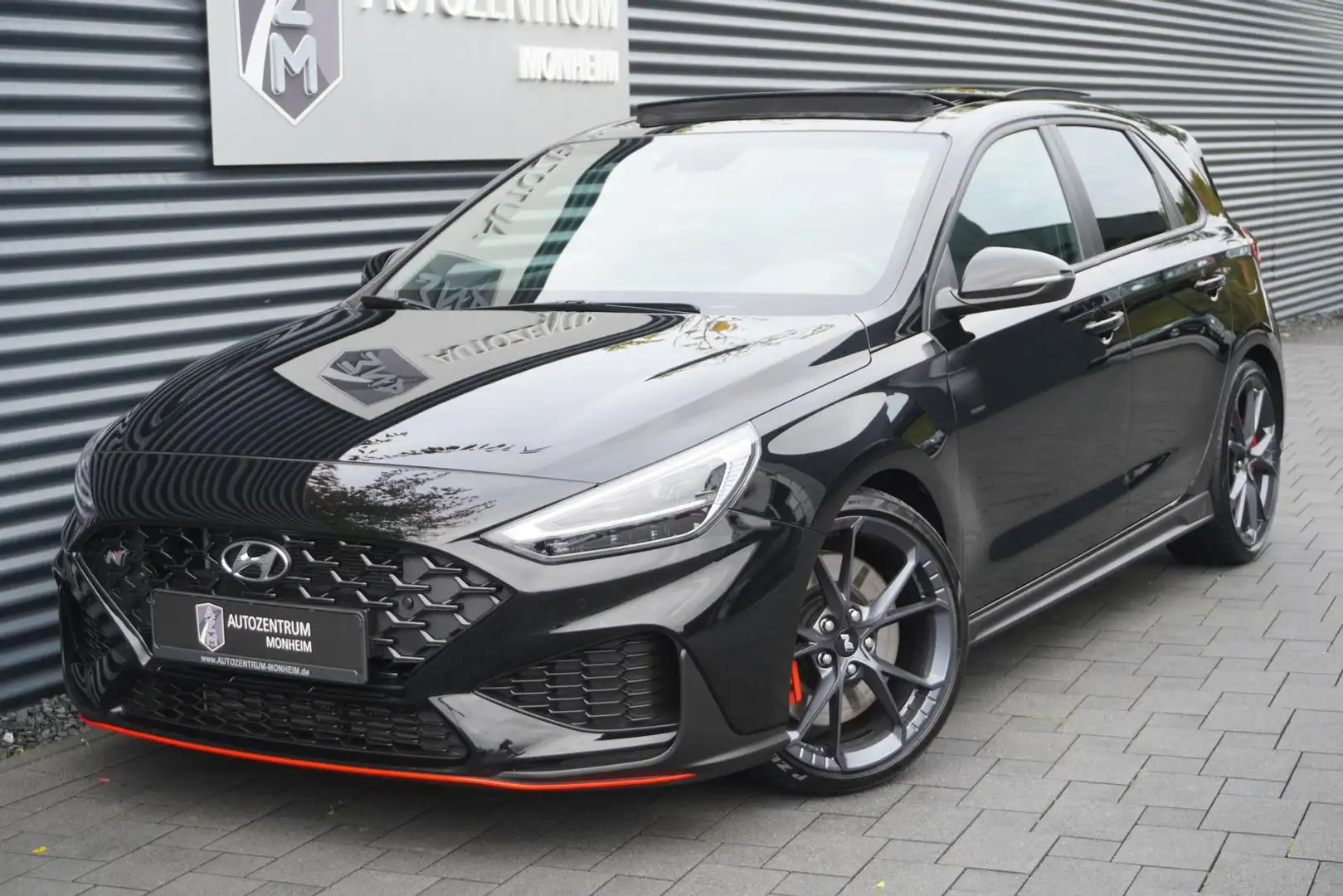 Hyundai i30 N PERFORMANCE|FACELIFT|PANORAMA|KAMERA|NAVI Zwart - 1