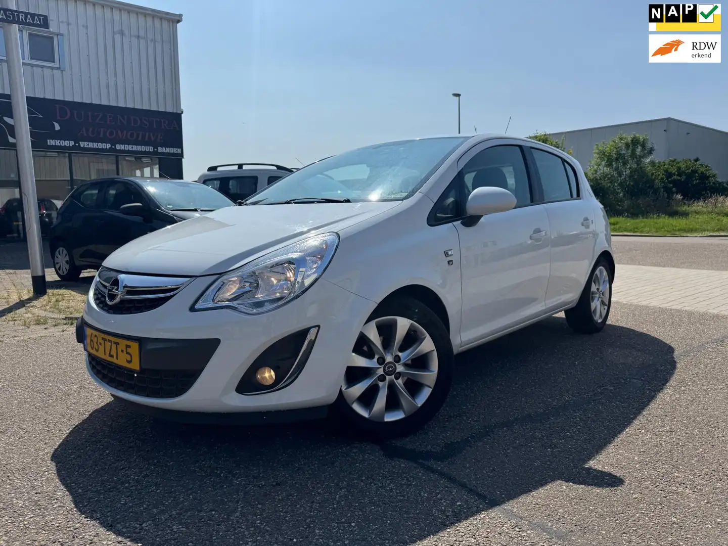 Opel Corsa 1.2-16V Edition, een Pareltje! Blanc - 1