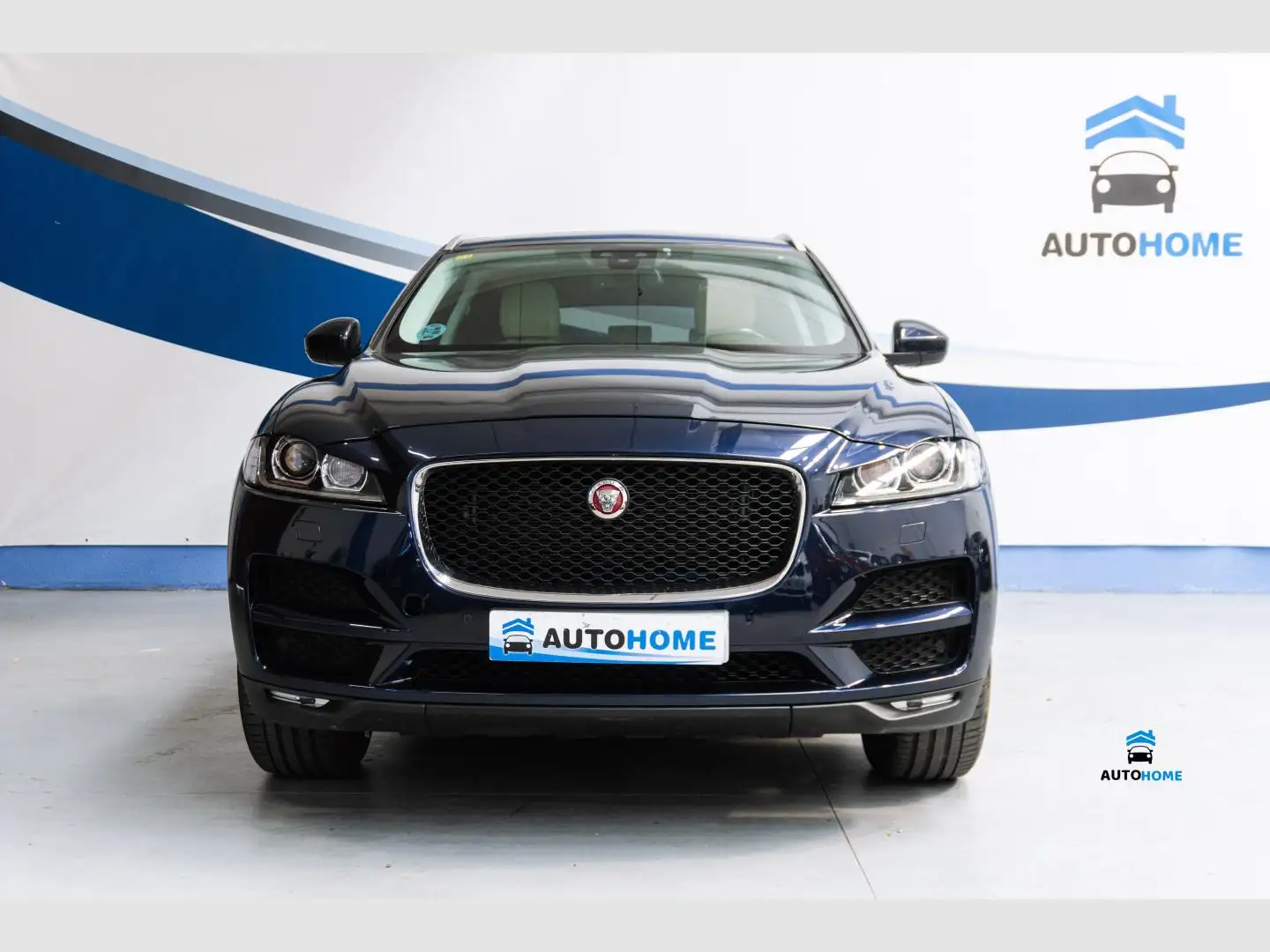 Jaguar F-Pace 2.0i4D Pure Aut. AWD 240 Verde - 2