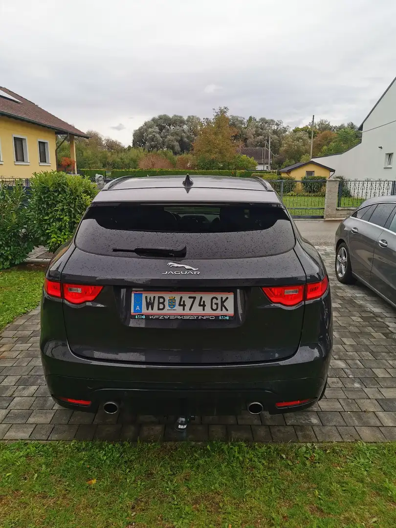 Jaguar F-Pace 30d AWD S - 2