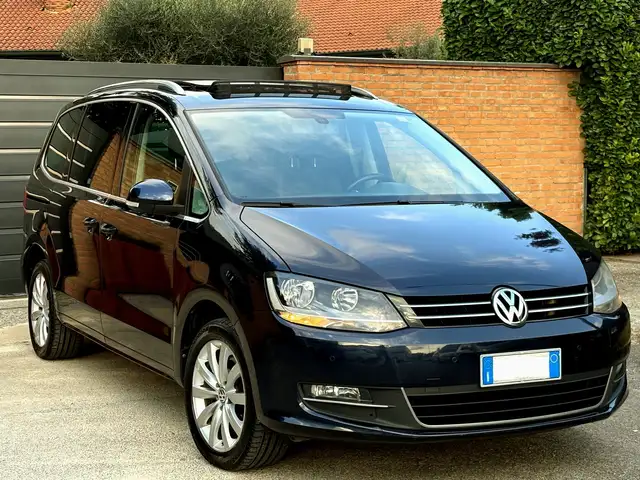 Volkswagen Sharan 2.0D 6marce-7 POSTI-Pelle,Tetto,Navi