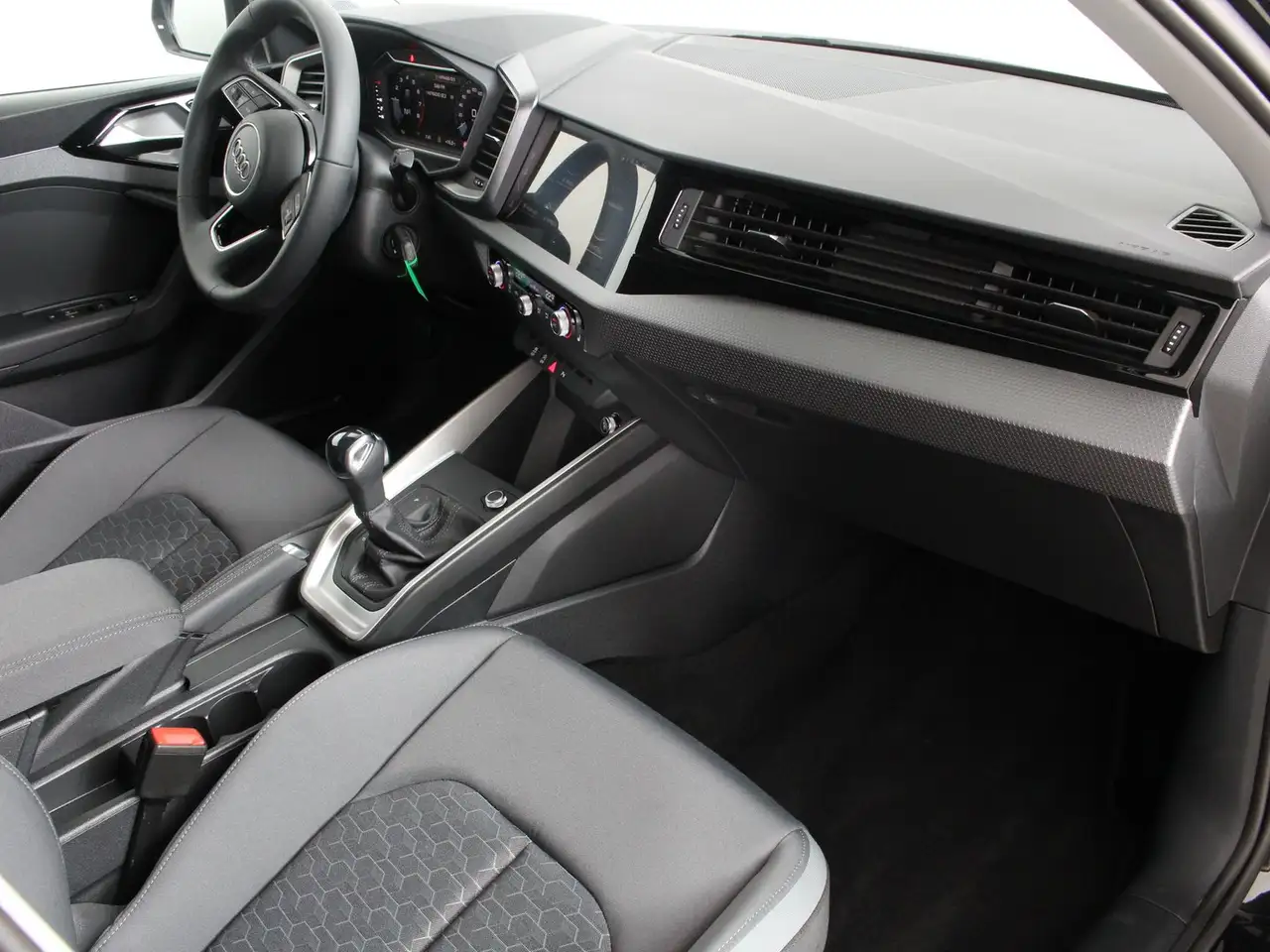 Audi A1 2026 — фото 10
