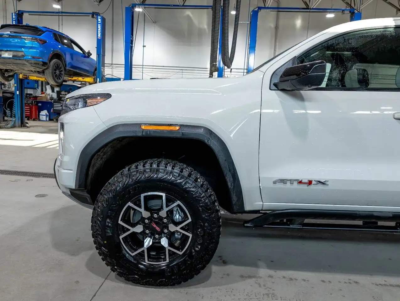 GMC Canyon снимка GMC Canyon