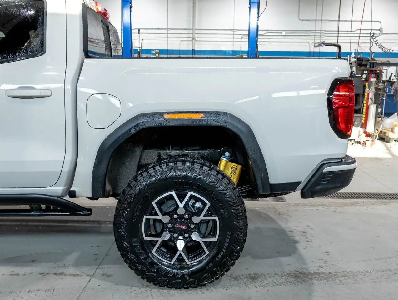 GMC Canyon снимка GMC Canyon