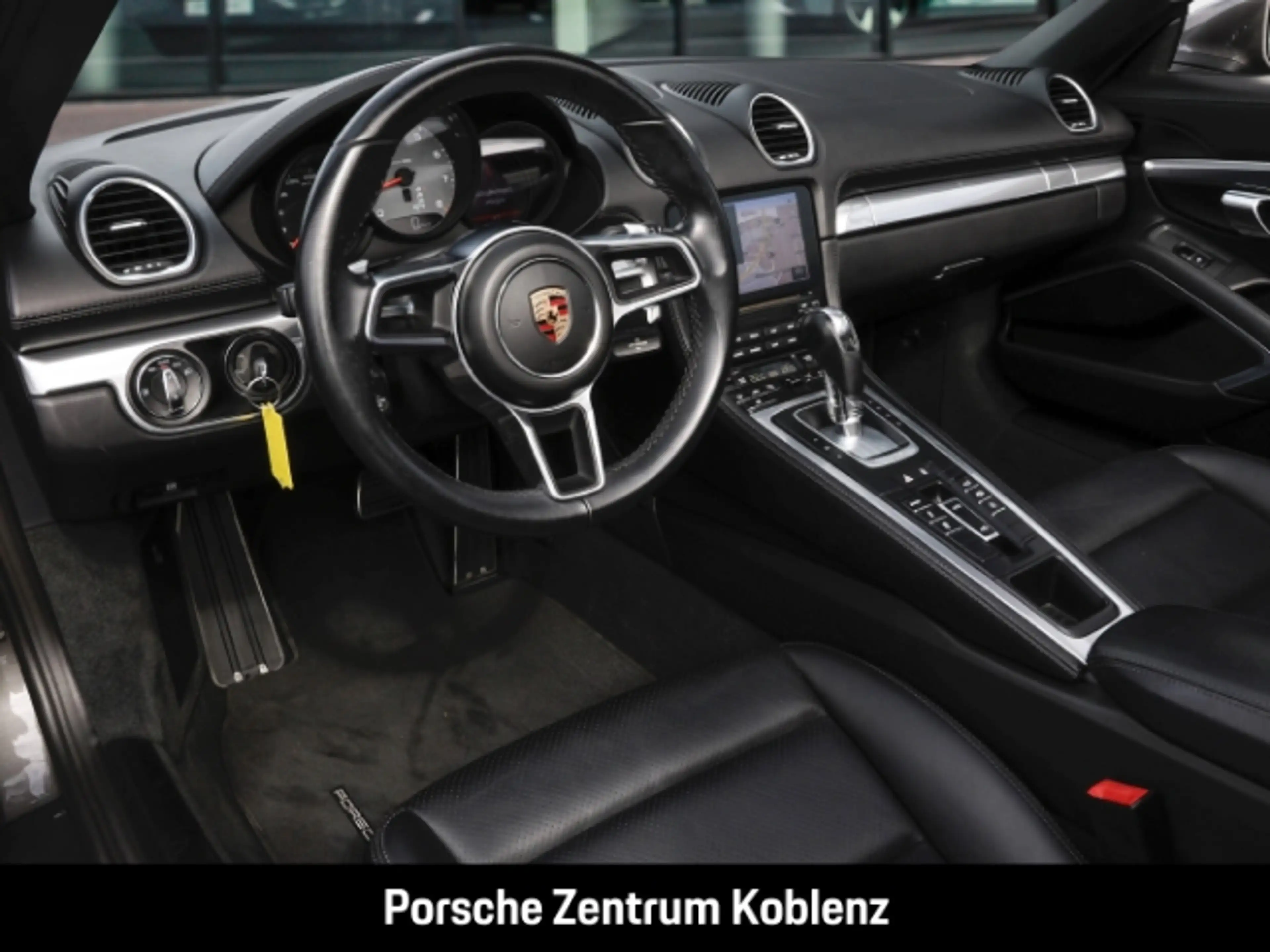 Porsche Boxster 718 S — photo 4