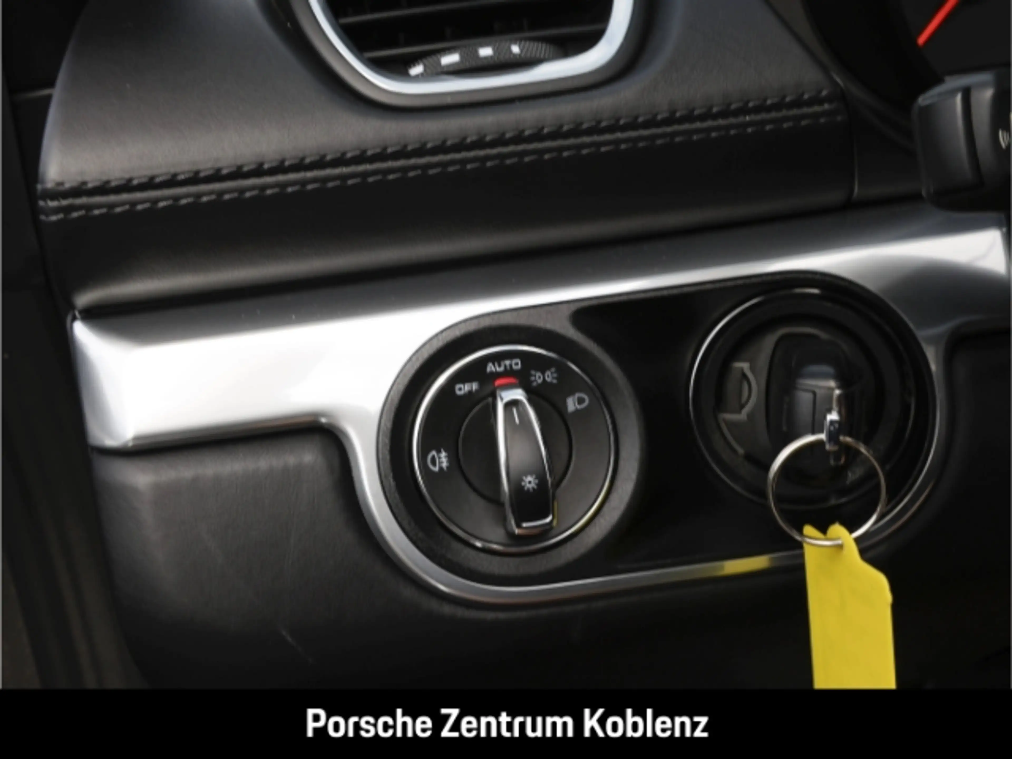 Porsche Boxster 718 S — photo 14
