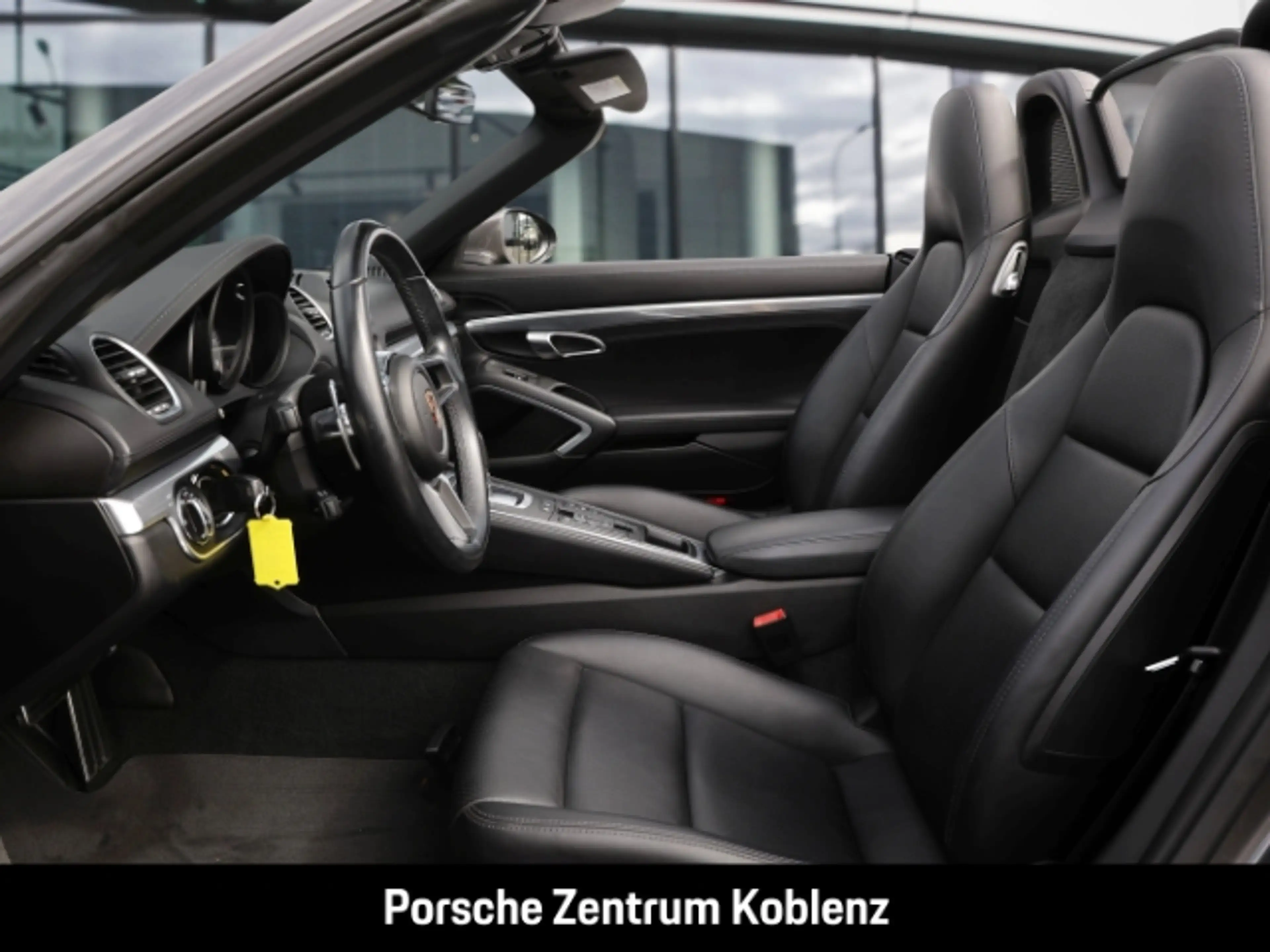 Porsche Boxster 718 S — photo 5