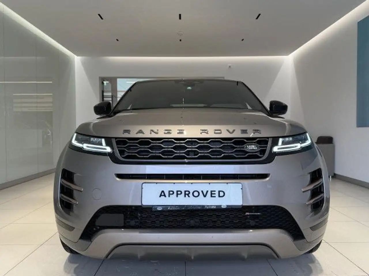 Land Rover Range Rover Evoque P300e R-Dyn SE AHK Winter Paket, миниатюра 8