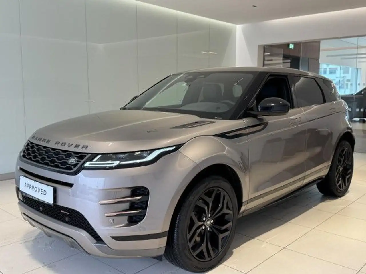 Land Rover Range Rover Evoque P300e R-Dyn SE AHK Winter Paket