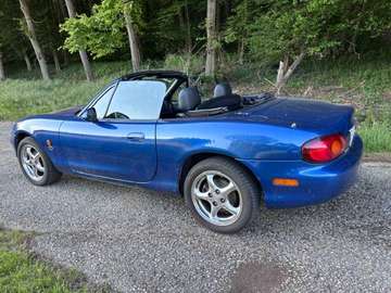 MX-5 1,8i-16V Anniversary
