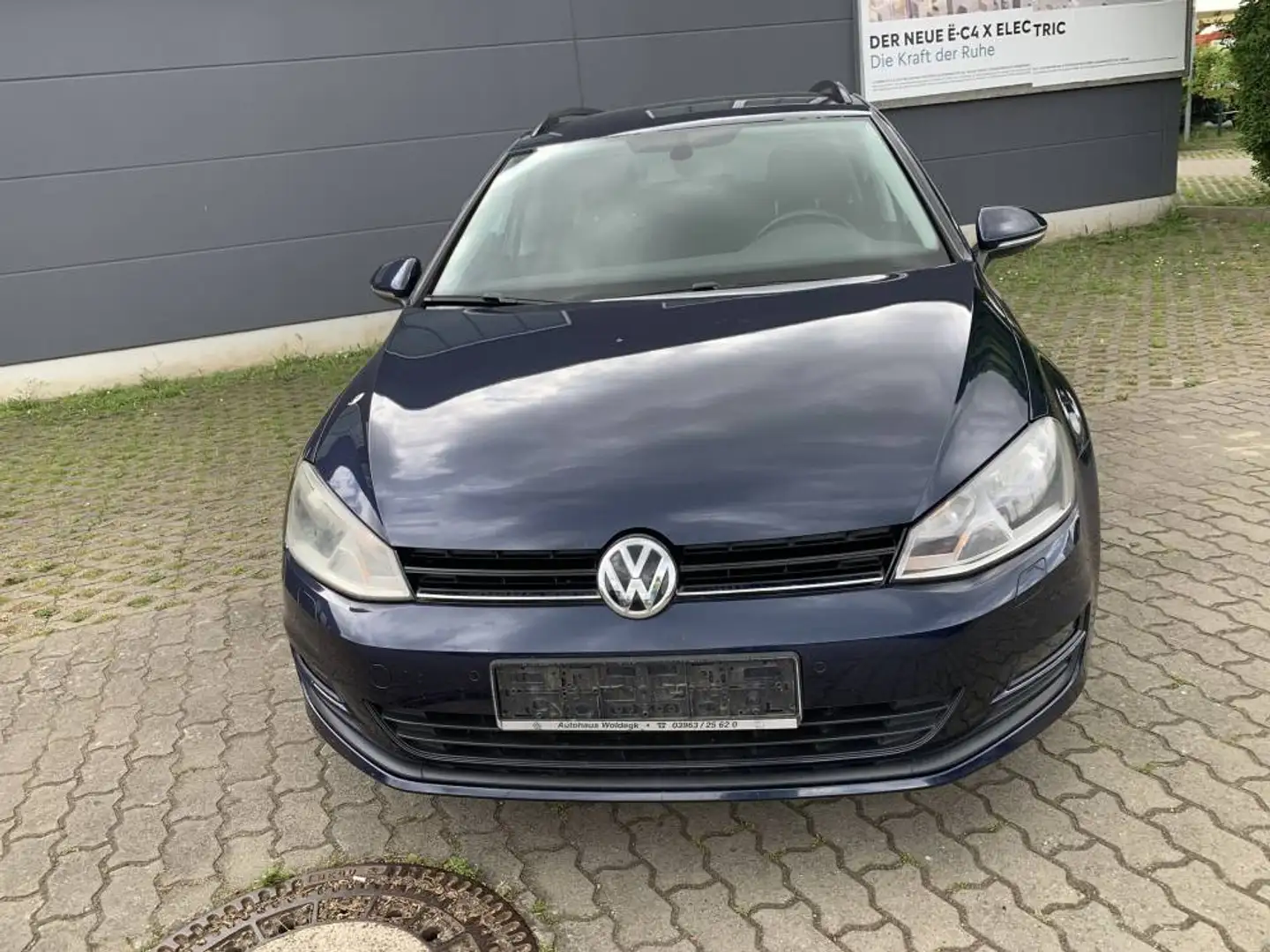 Volkswagen Golf GOLF TSI 1.2 Variant Blauw - 2