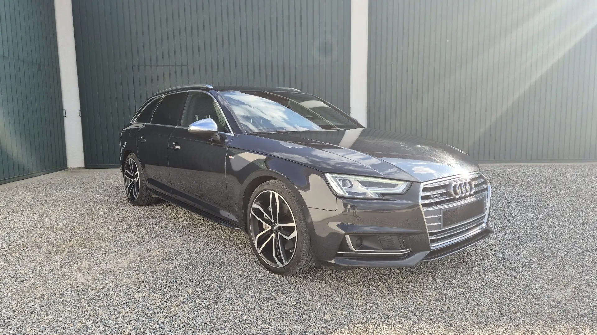 Audi A4 Avant 2,0 TDI quattro Sport S-tronic Blau - 1