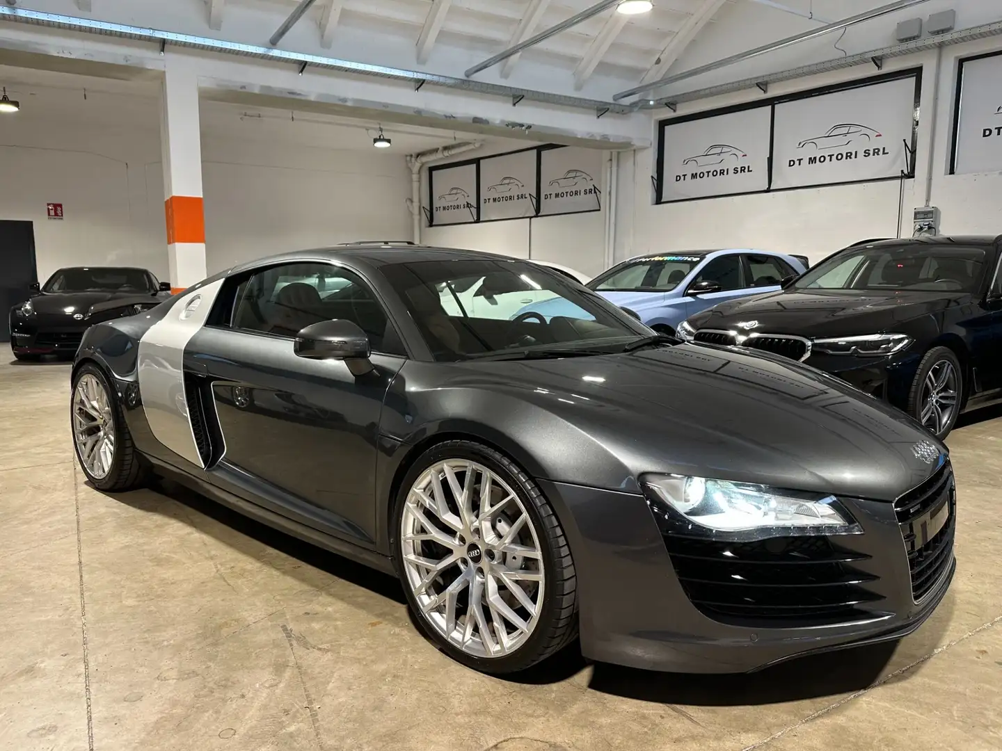 Audi R8 R8 4.2 V8 FSI quattro R tronic Grigio - 1