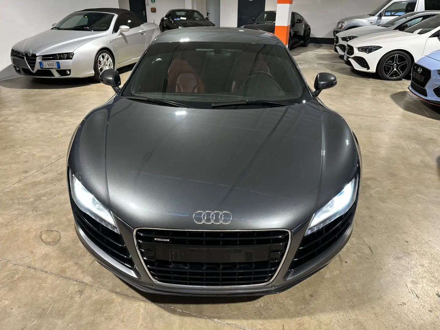 Audi R8 R8 4.2 V8 FSI quattro R tronic Grigio - 2