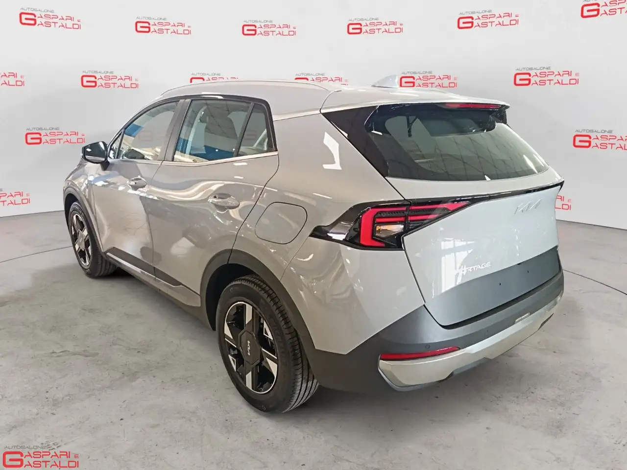 Kia Sportage 1.6 CRDi MHEV DCT7 Business 4