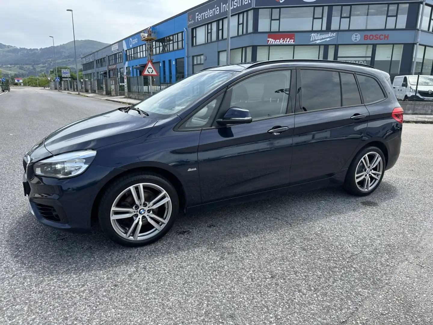 BMW 218 218i Gran Tourer (4.75) Azul - 1
