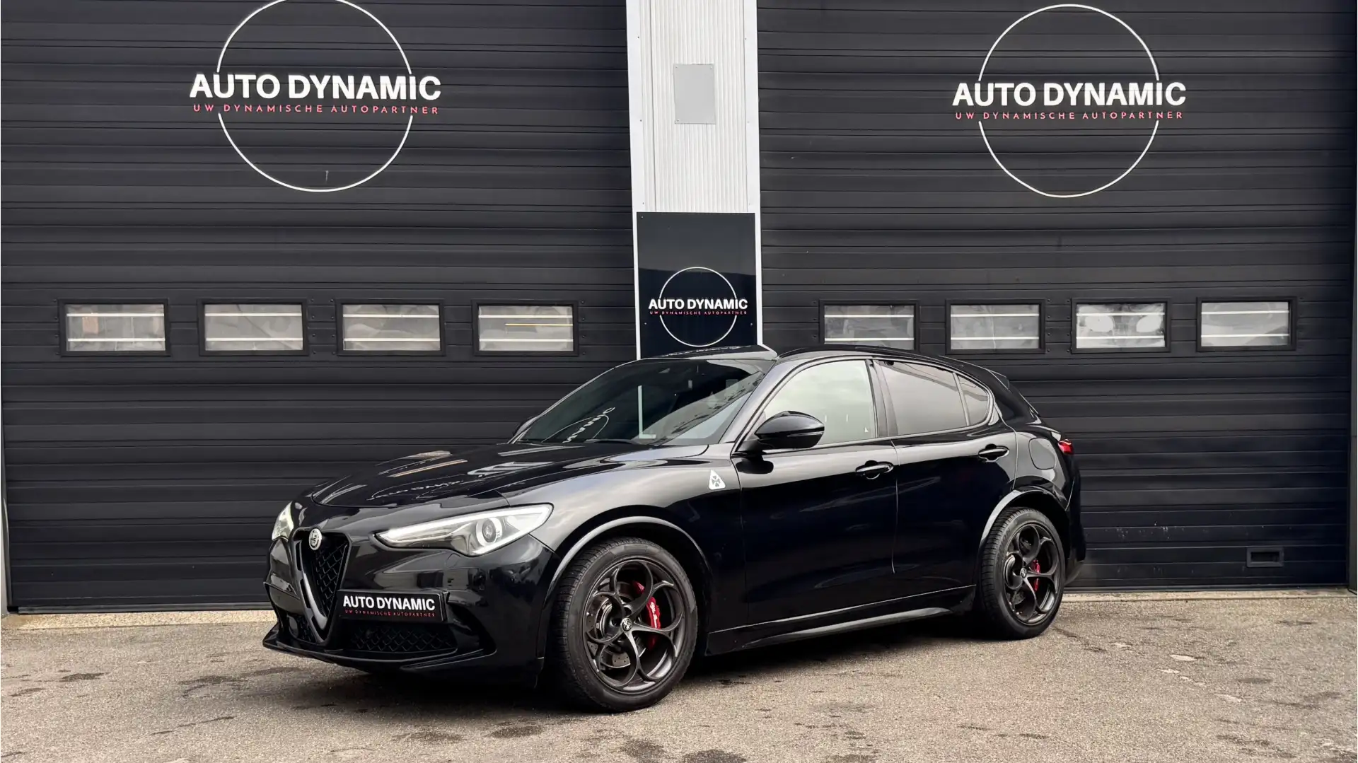 Alfa Romeo Stelvio 2.9 V6 AWD Quadrifoglio Squadra 510 pk+ | Stuur-St Zwart - 1