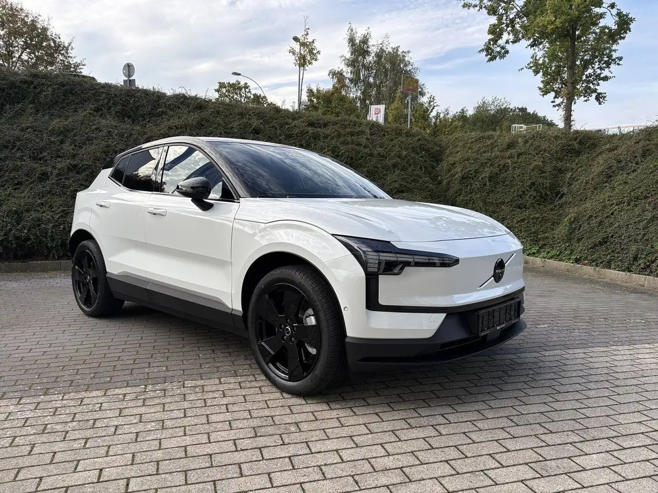 Volvo EX30