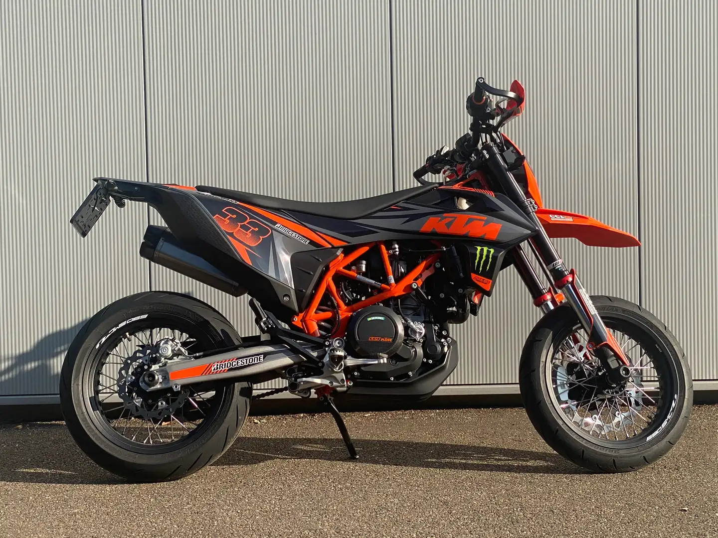 KTM 690 SMC R met Tekmo uitlaat / 860km / BTW-motor Zwart - 1