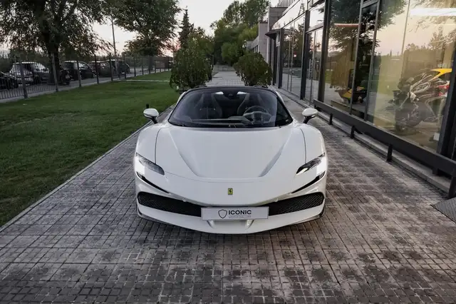 Ferrari SF90 Stradale view 3